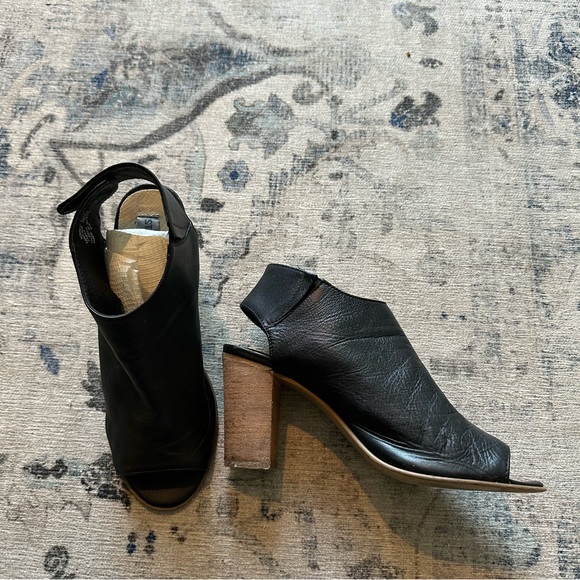 Steve Madden | Slater Open Toed Booties - Picture 5 of 7